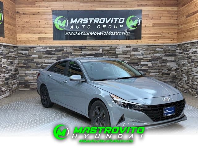 Used 2023 Hyundai Elantra SEL FWD image 1