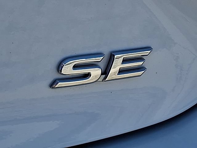 Used 2025 Toyota Camry SE FWD image 30