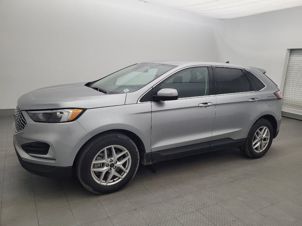 Used 2024 Ford Edge SEL image 2