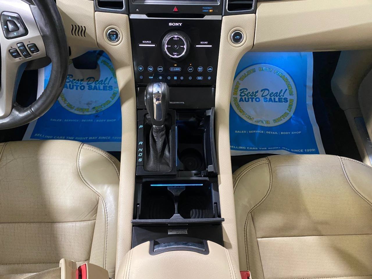 Used 2013 Ford Taurus Limited FWD image 15