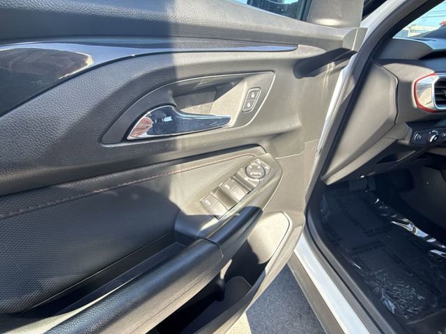 Used 2021 Chevrolet TrailBlazer RS w/ Driver Confidence Package image 13