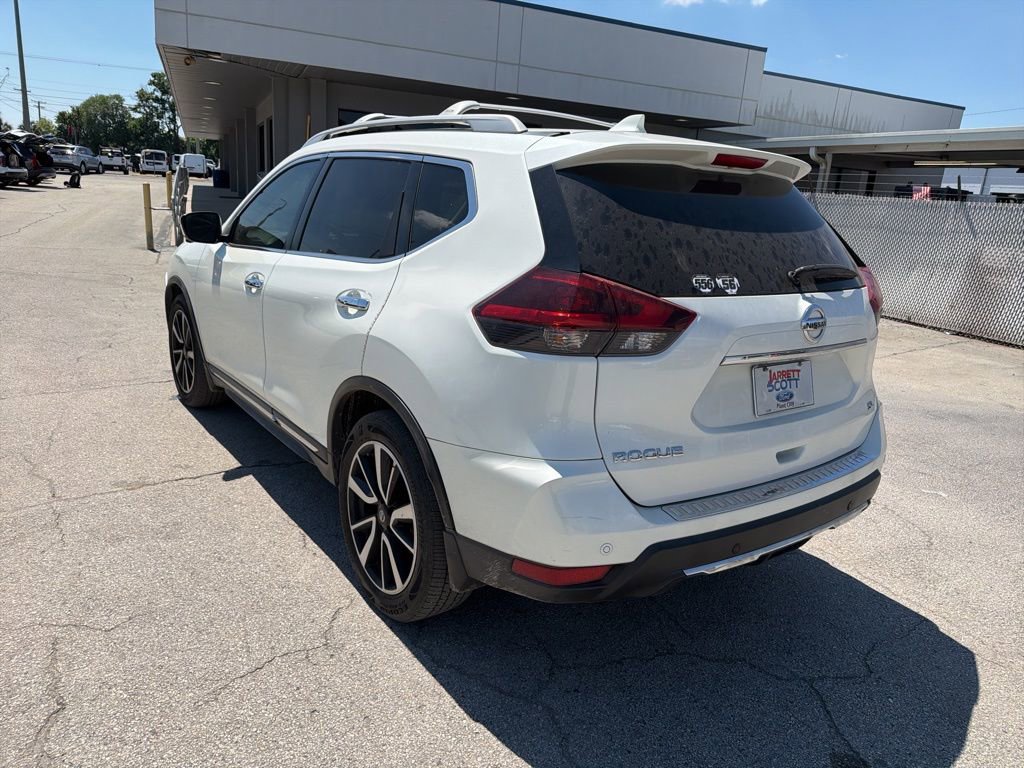 Used 2020 Nissan Rogue SL w/ Premium Package image 4