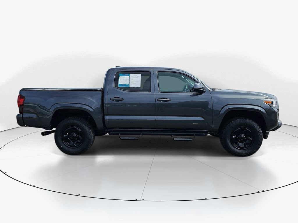 Used 2022 Toyota Tacoma SR AWD/4WD image 5