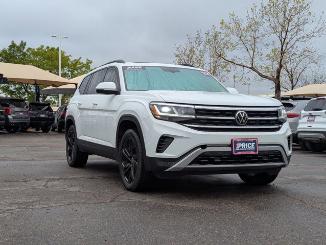 Used 2022 Volkswagen Atlas SE w/ Panoramic Sunroof Package AWD/4WD image 3