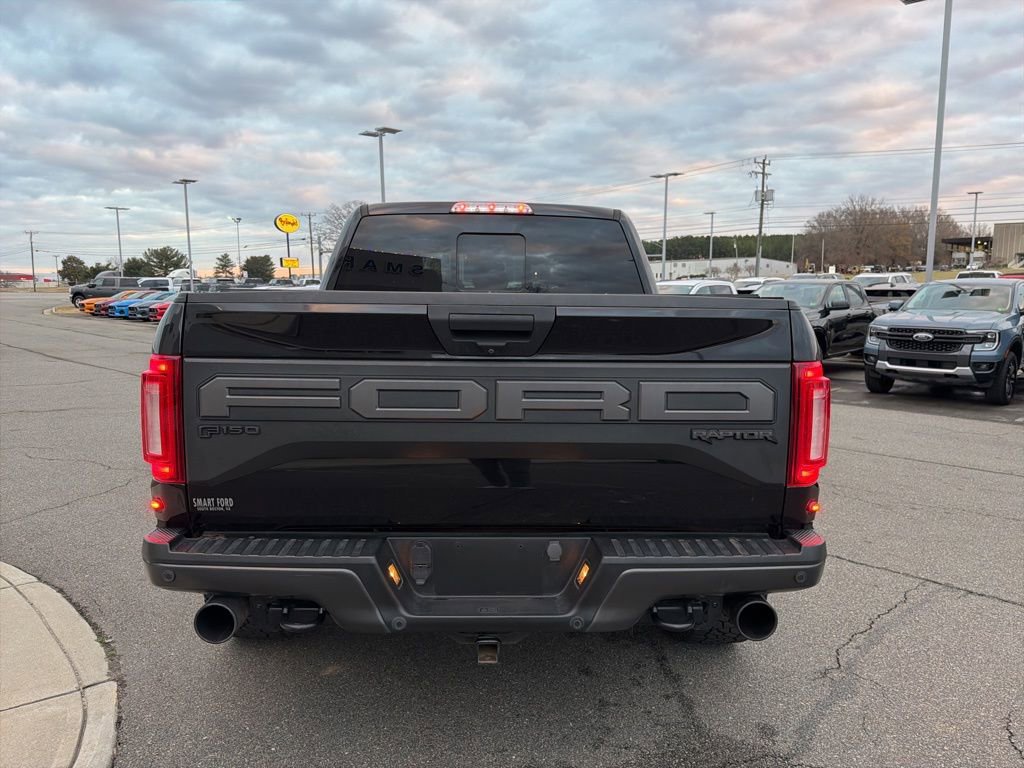 Used 2019 Ford F150 Raptor w/ Equipment Group 801A Mid image 4