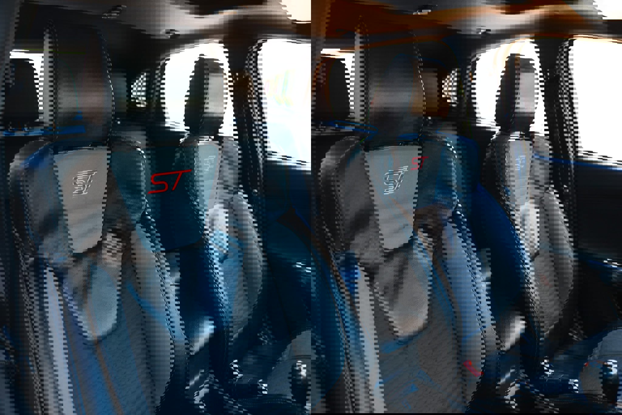 Used 2017 Ford Focus ST w/ Equipment Group 401A image 19