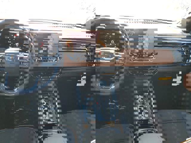 New 2026 GMC Canyon AT4 AWD/4WD image 14