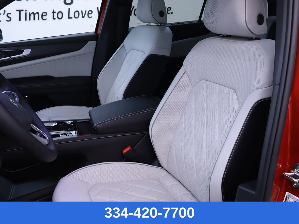 New 2025 Volkswagen Atlas Cross Sport SEL Premium R-Line image 28