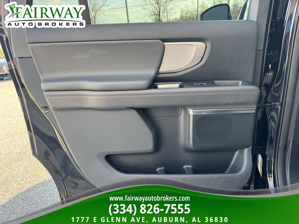 Used 2025 Ford Expedition Max Active image 29