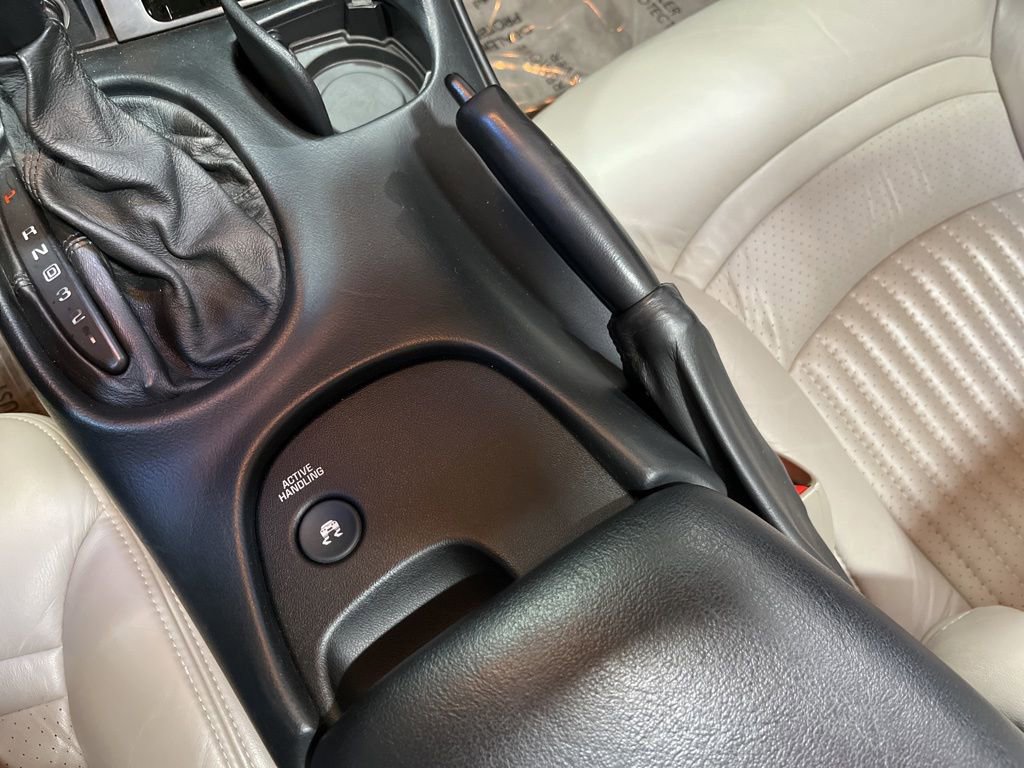 Used 1999 Chevrolet Corvette Convertible w/ Performance Handling Pkg image 27