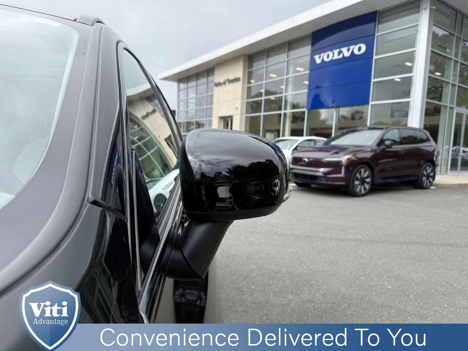 Certified 2024 Volvo XC60 B5 Core w/ Protection Package Premier image 11