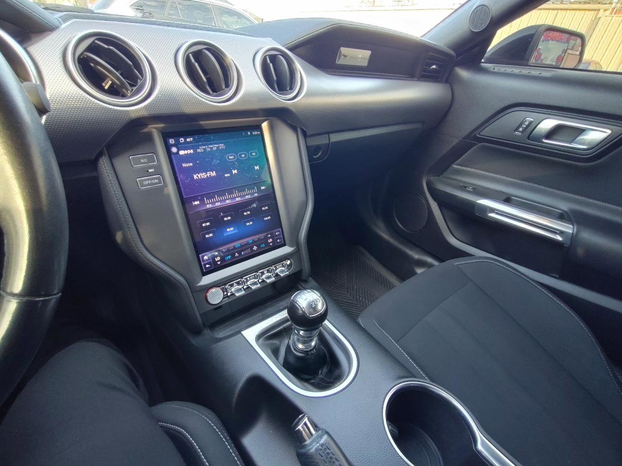 Used 2018 Ford Mustang GT RWD image 32