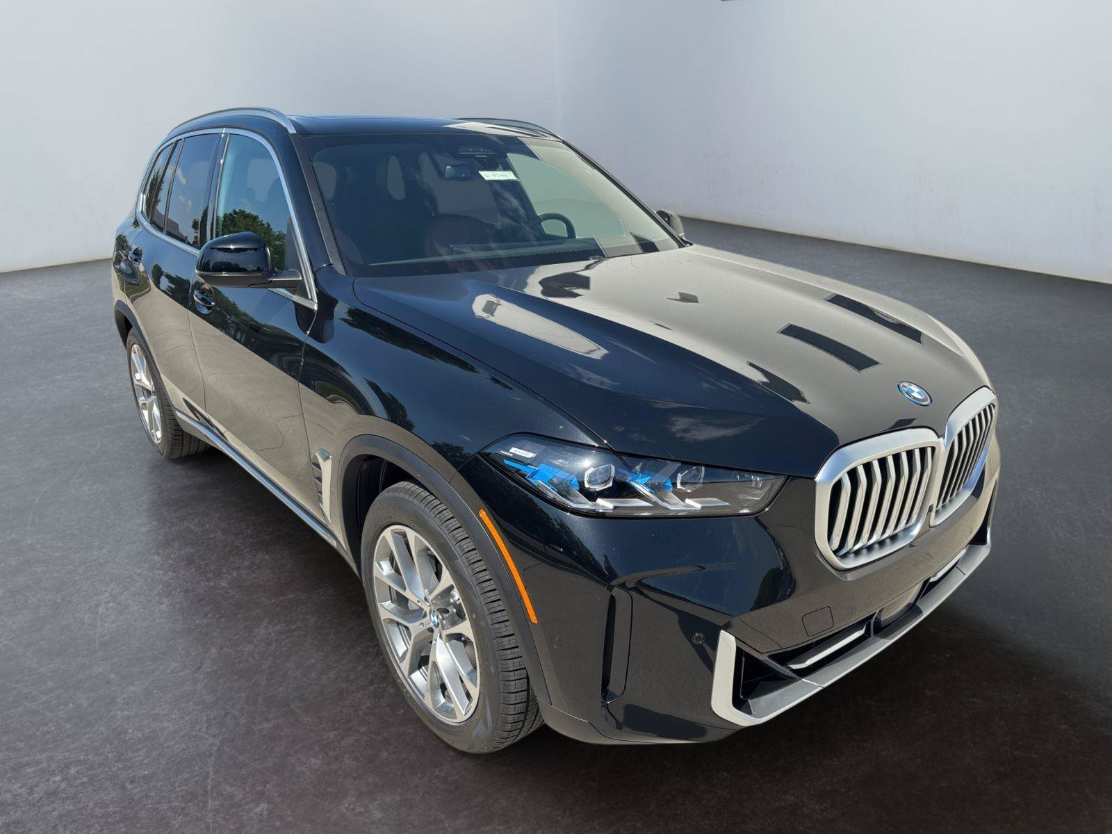 New 2026 BMW X5 xDrive50e AWD/4WD image 11