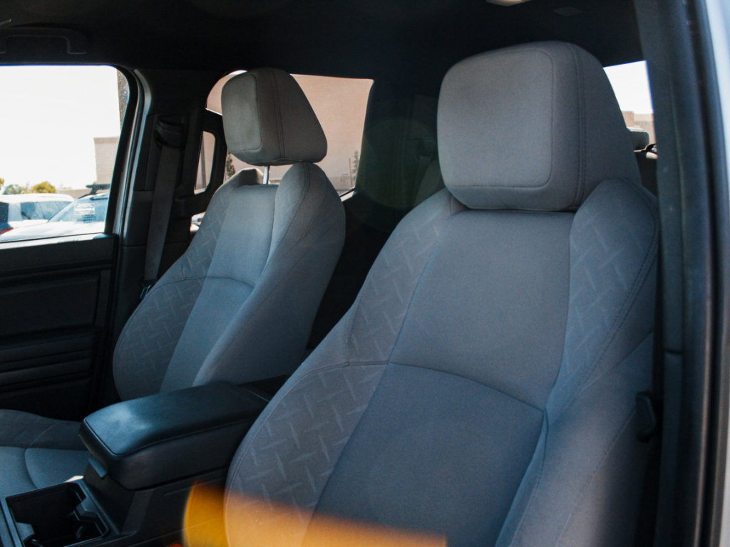 Used 2024 Toyota Tacoma SR5 AWD/4WD image 21