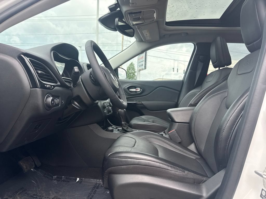 Used 2023 Jeep Cherokee Altitude Lux w/ Lux Elite Package AWD/4WD image 24