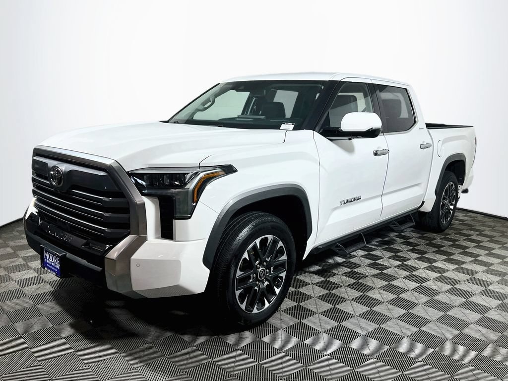Used 2023 Toyota Tundra Limited AWD/4WD image 3