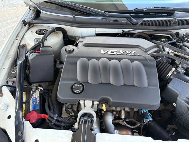 Used 2013 Chevrolet Impala LTZ FWD image 26