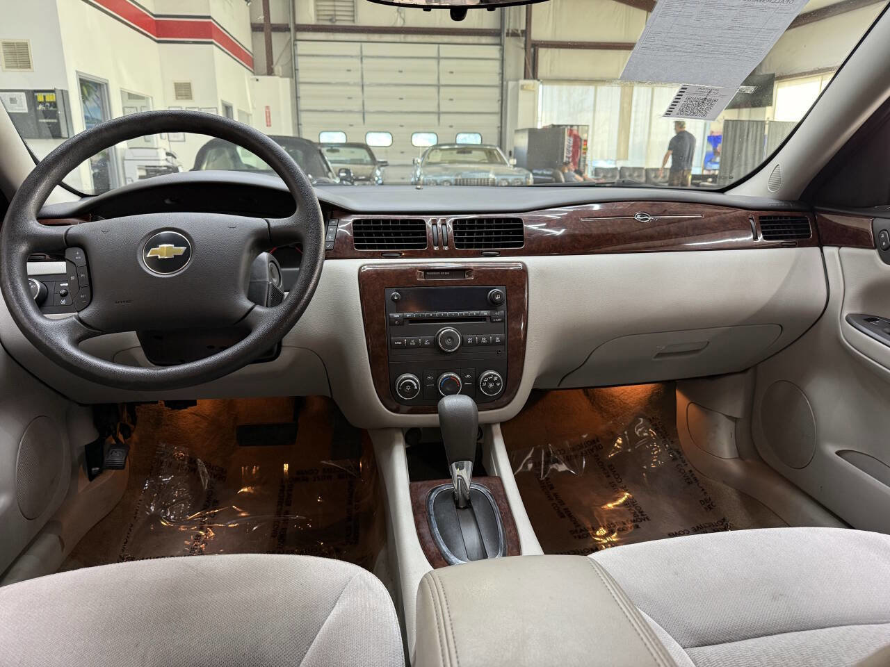 Used 2011 Chevrolet Impala LS image 20