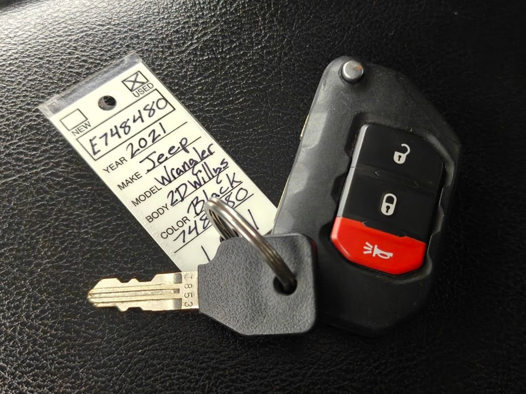 Used 2021 Jeep Wrangler Willys image 11