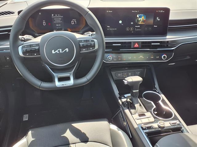 New 2026 Kia K5 GT-Line w/ GT-Line Premium Package FWD image 5