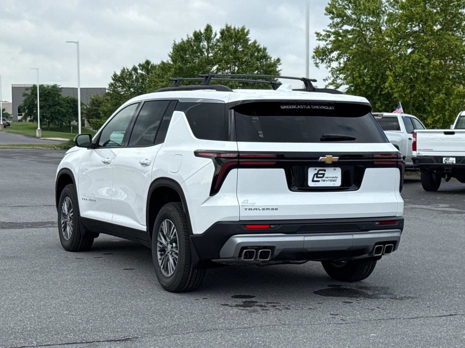 New 2025 Chevrolet Traverse LT w/ LPO, Floor Liner Package image 16