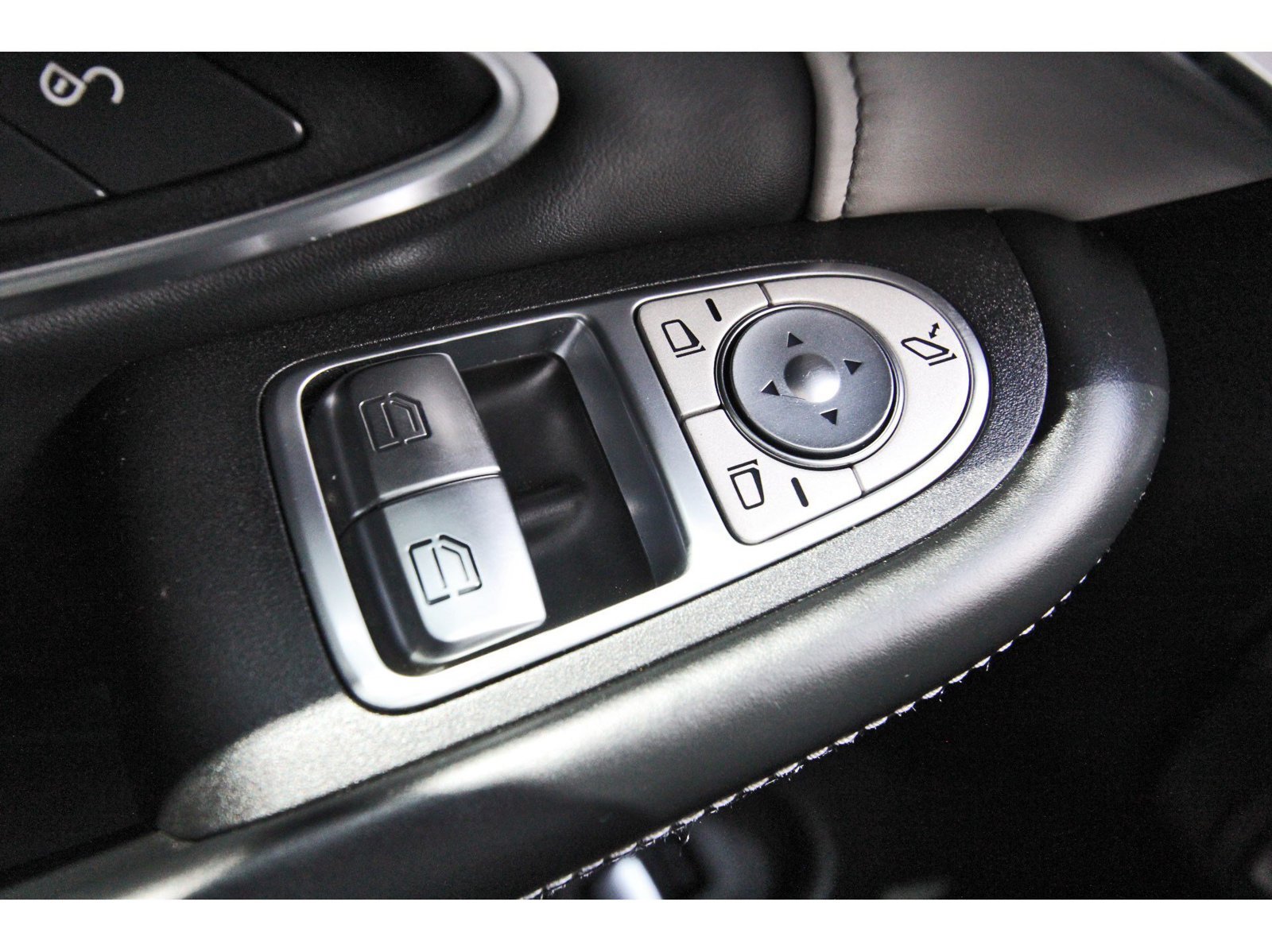 Used 2018 Mercedes-Benz C 63 AMG S image 23