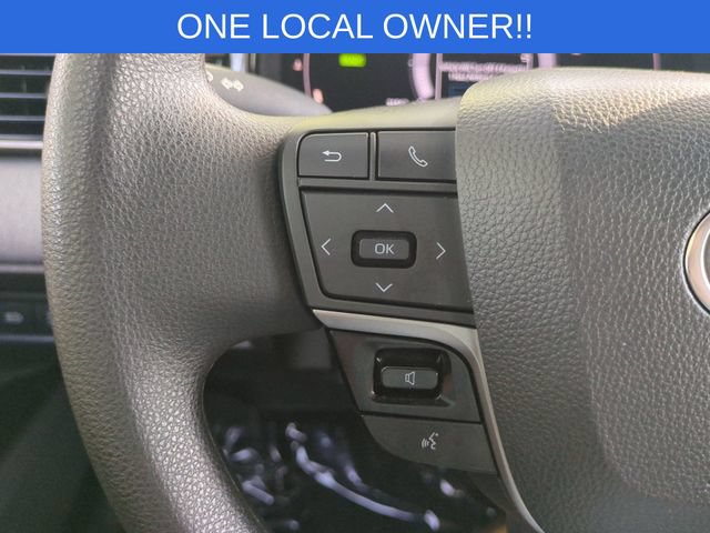 Used 2025 Toyota Camry LE w/ Convenience Package FWD image 19