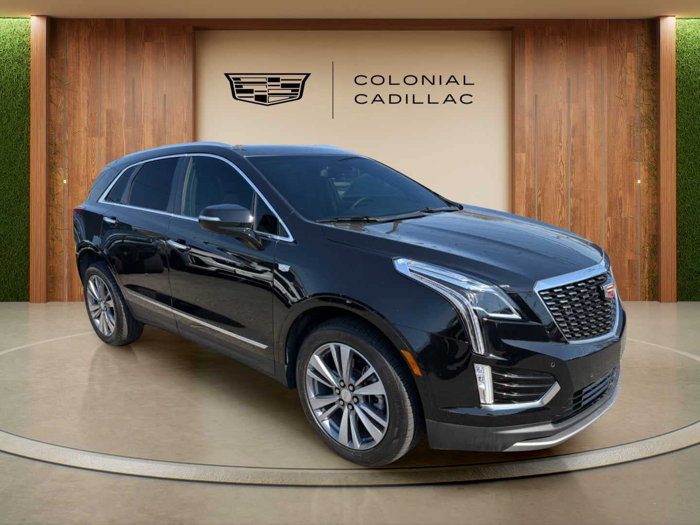 Certified 2025 Cadillac XT5 Premium Luxury AWD/4WD image 9