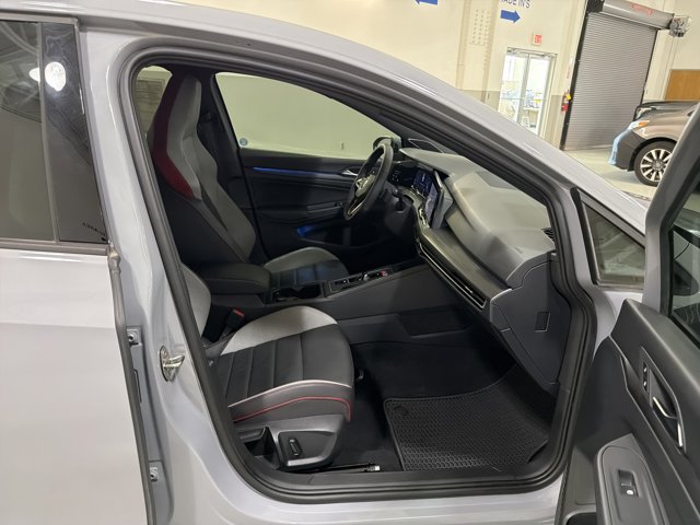 Certified 2022 Volkswagen GTI Autobahn FWD image 36