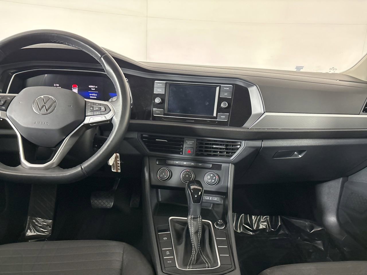 Used 2024 Volkswagen Jetta S image 21