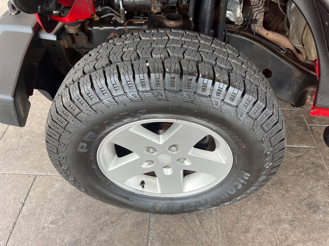 Used 2010 Jeep Wrangler Unlimited Sport image 22