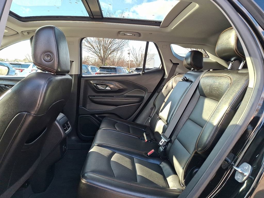 Used 2021 GMC Terrain SLT w/ Infotainment Package II image 13