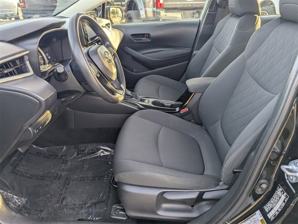 Used 2022 Toyota Corolla LE image 20