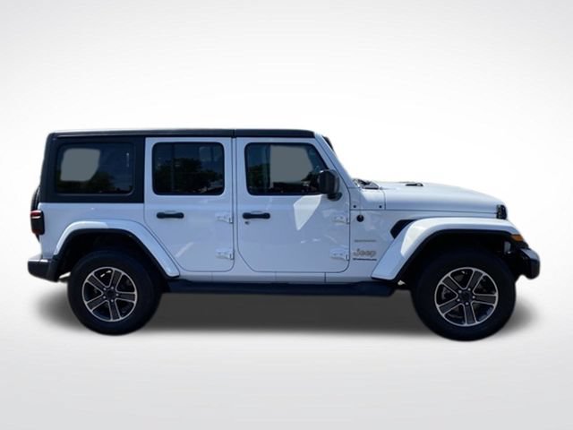 Used 2023 Jeep Wrangler Unlimited Sahara w/ LED Lighting Group AWD/4WD image 9