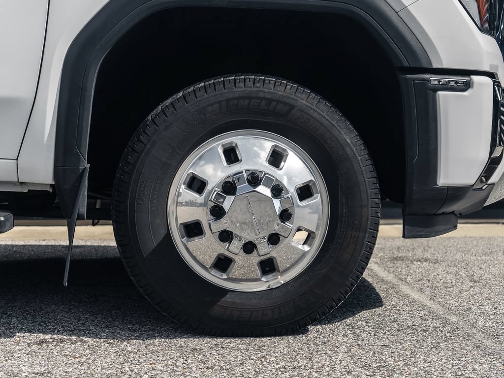Used 2025 GMC Sierra 3500 Denali w/ Technology Package AWD/4WD image 49