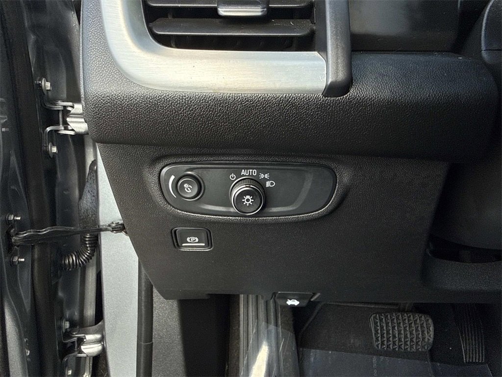 Used 2021 GMC Terrain SLE w/ LPO, Floor Liner Package image 13