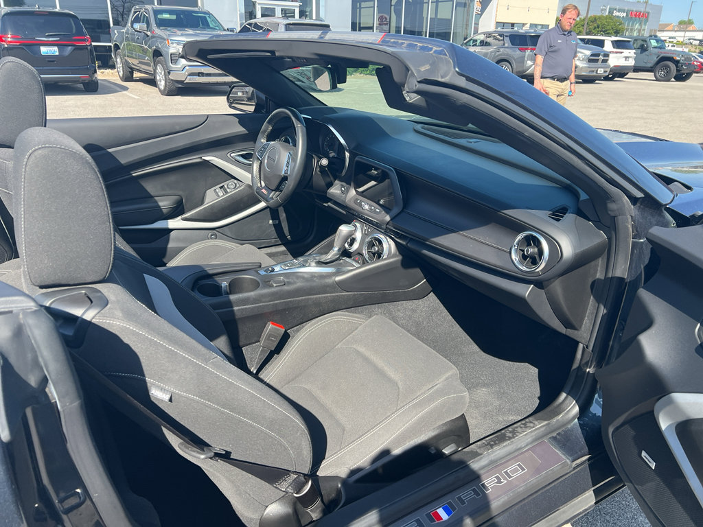 Used 2023 Chevrolet Camaro LT w/ RS Package image 7