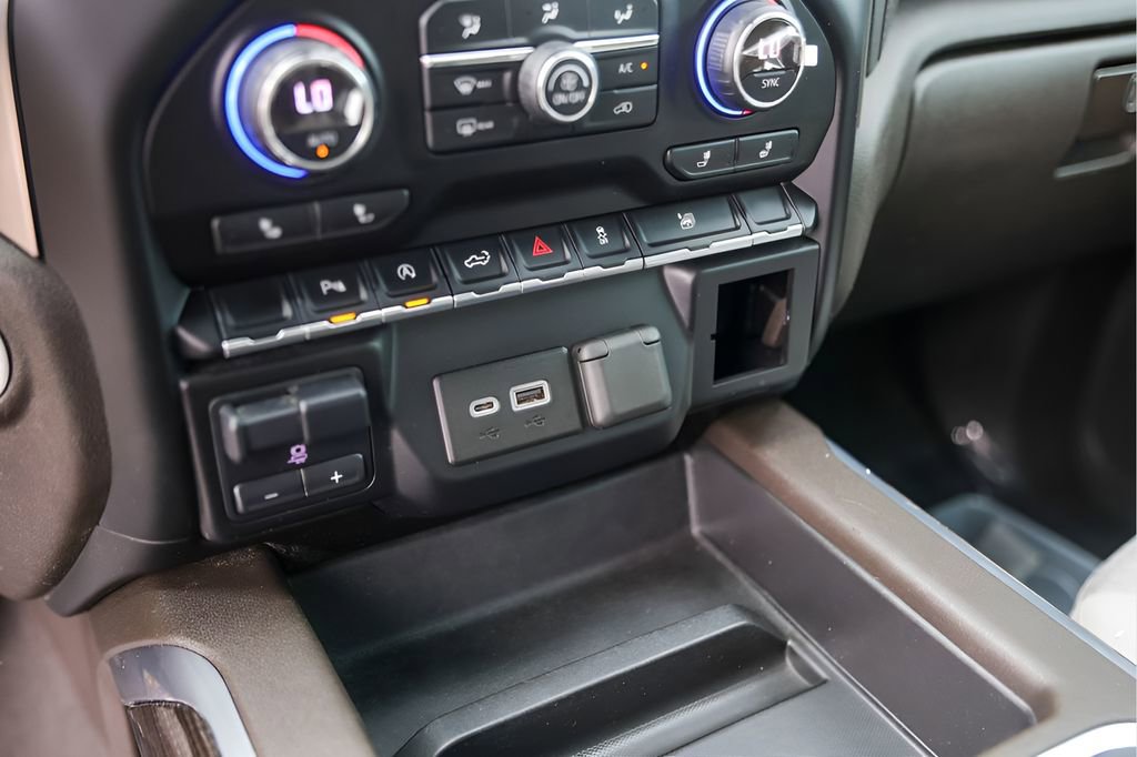 Used 2020 Chevrolet Silverado 1500 RST w/ Texas Edition RWD image 20
