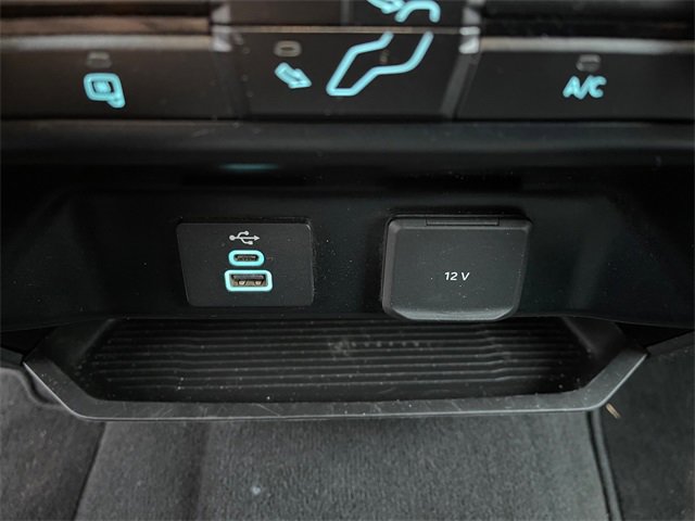 Used 2023 Ford F250 XLT image 28