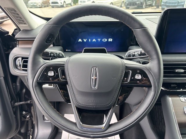 New 2026 Lincoln Aviator Reserve AWD/4WD image 16