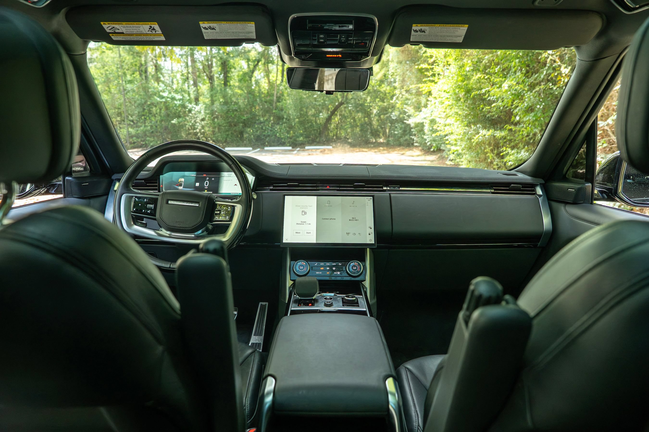 Used 2023 Land Rover Range Rover Long Wheelbase SE AWD/4WD image 4