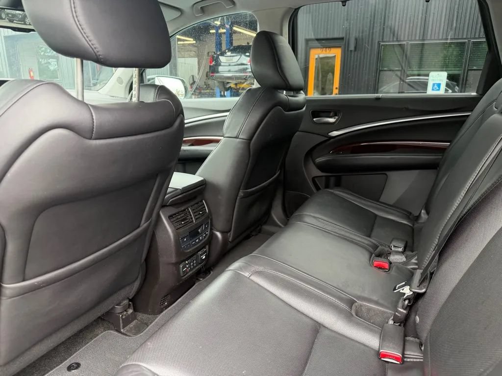 Used 2015 Acura MDX w/ Advance Package AWD/4WD image 6