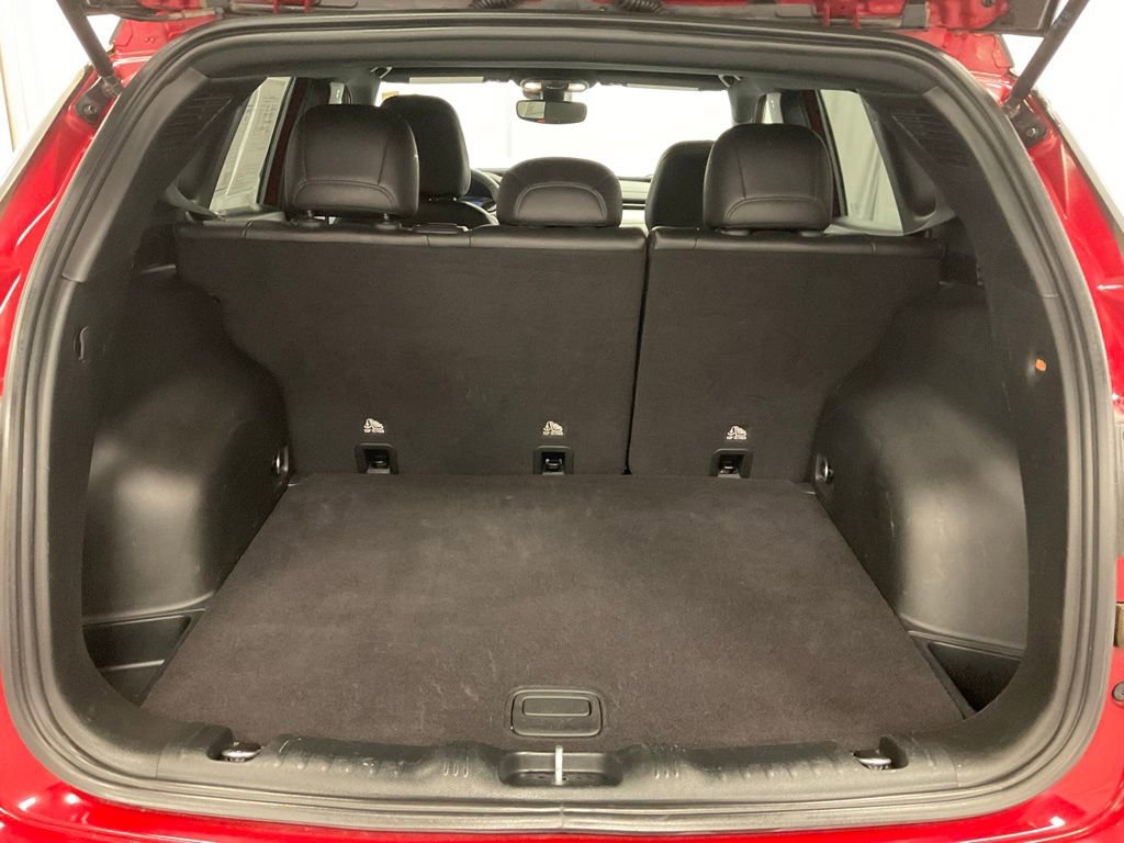 Used 2024 Jeep Compass Limited image 9