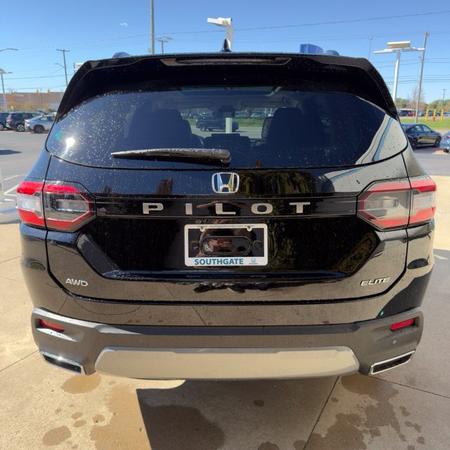 New 2026 Honda Pilot Elite image 4