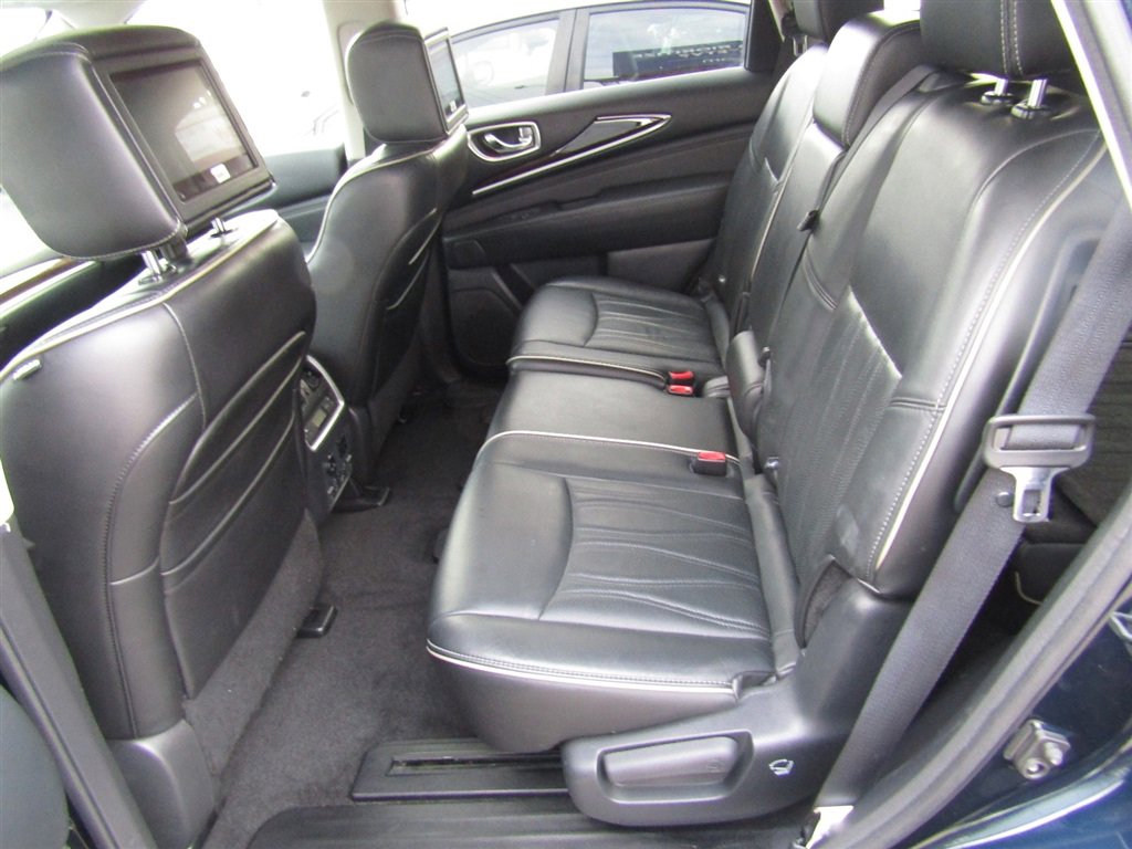 Used 2017 INFINITI QX60 Luxe w/ Deluxe Technology Package image 18