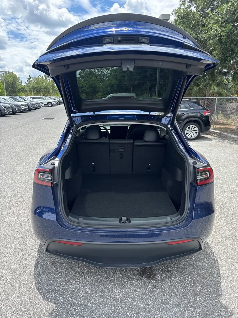 Used 2022 Tesla Model Y Performance AWD/4WD image 11