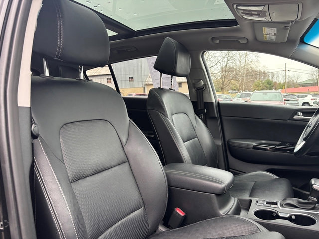 Used 2021 Kia Sportage EX w/ EX Technology Package image 13