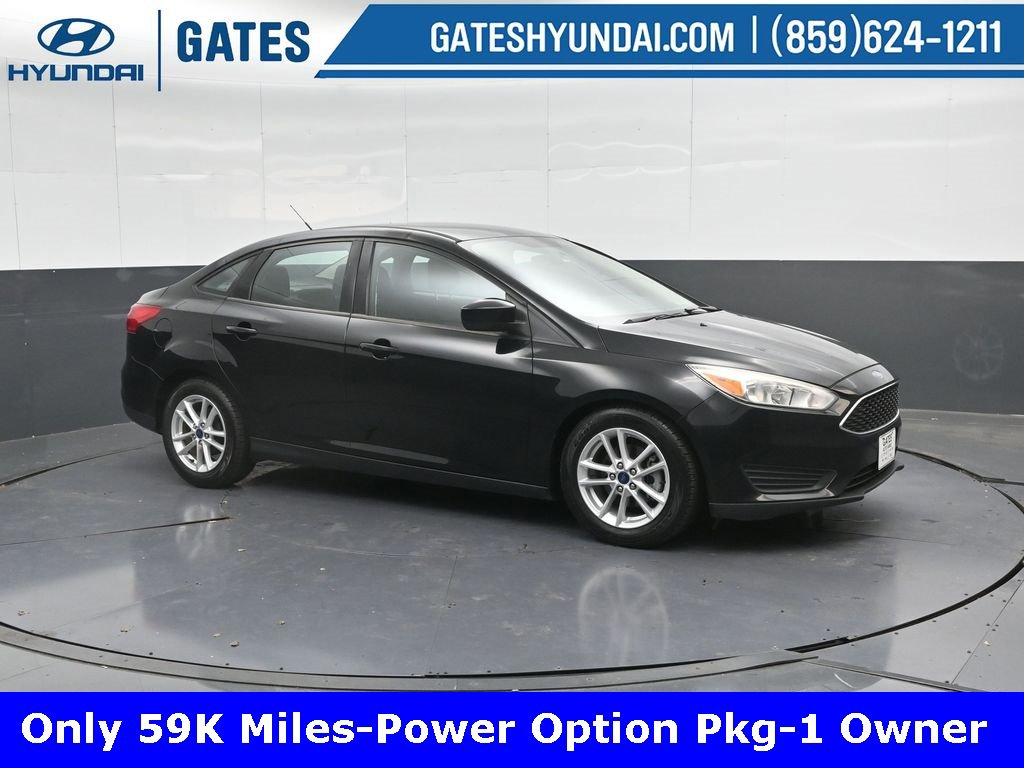 Used 2018 Ford Focus SE image 1