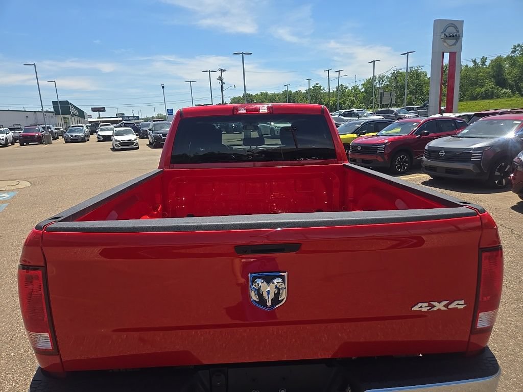 Used 2024 RAM 1500 Classic SLT AWD/4WD image 20