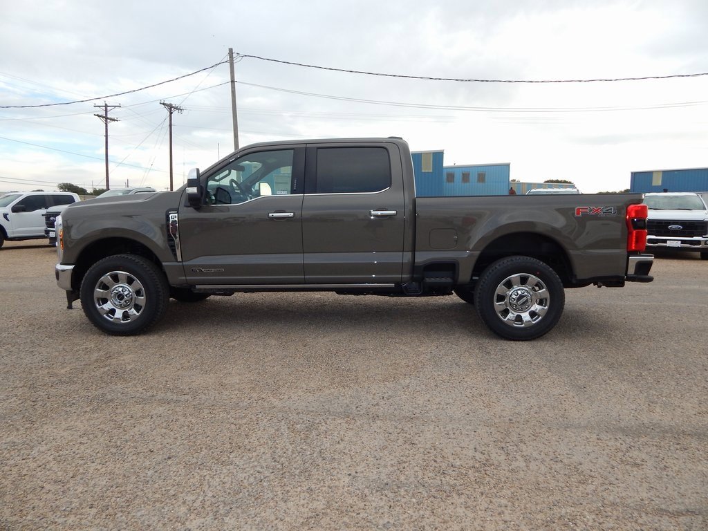 New 2026 Ford F250 4x4 Crew Cab Super Duty image 7